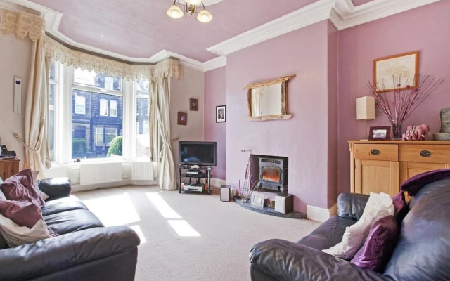 Tivoli Place Guesthouse