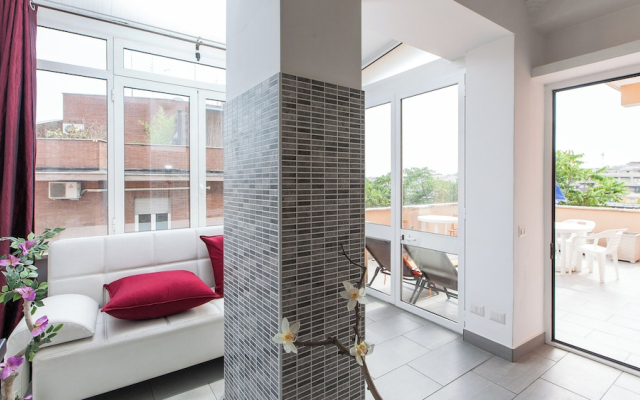 Rental in Rome Quattro Venti Terrace Apartment