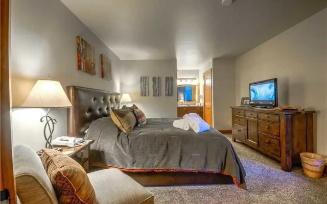 Lodge B 302