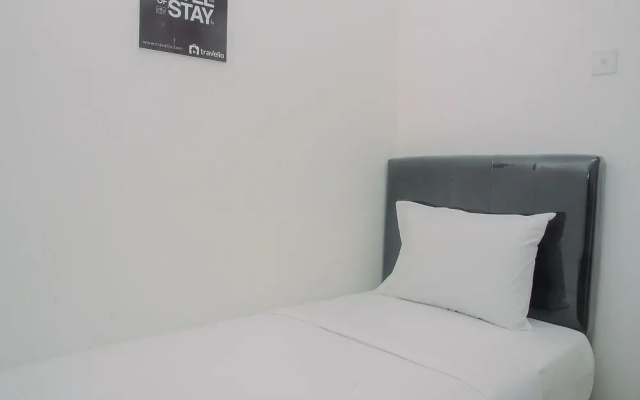 2Br Bassura City Apartment Pool View Near Bassura Mall
