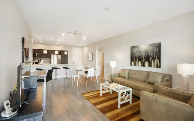 Global Luxury Suites in Menlo Park