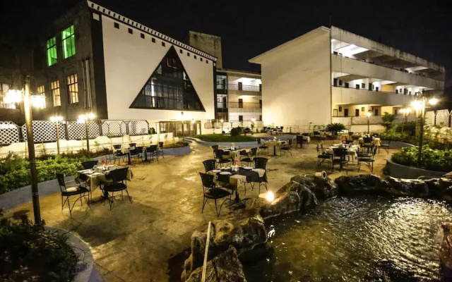 Hotel Trupti International by Iroomz