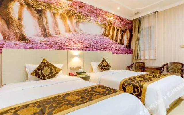 Le 8 Mingshi Hotel