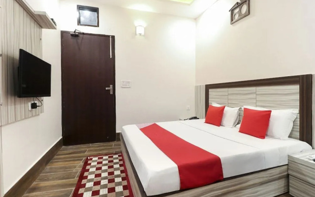 Oyo 45965 Hotel Krishnam