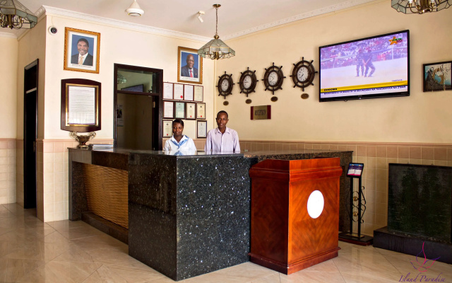Island Paradise Inn