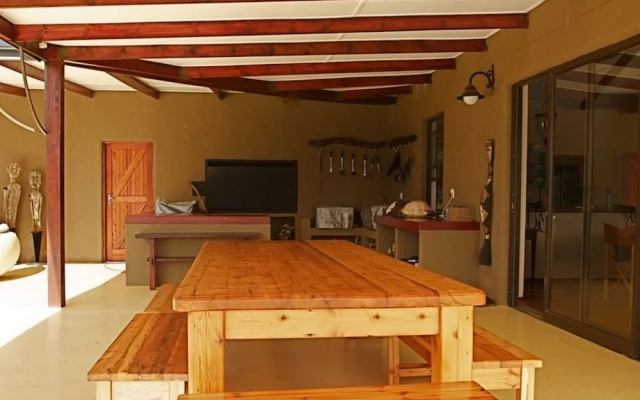 Ufumene Game Lodge
