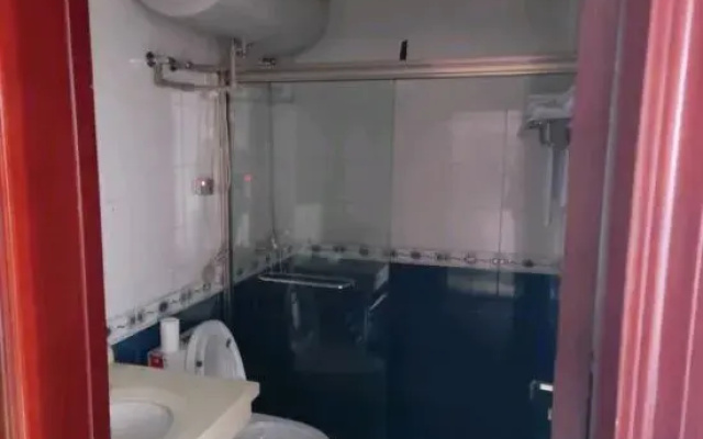 Changcheng Business Hostel