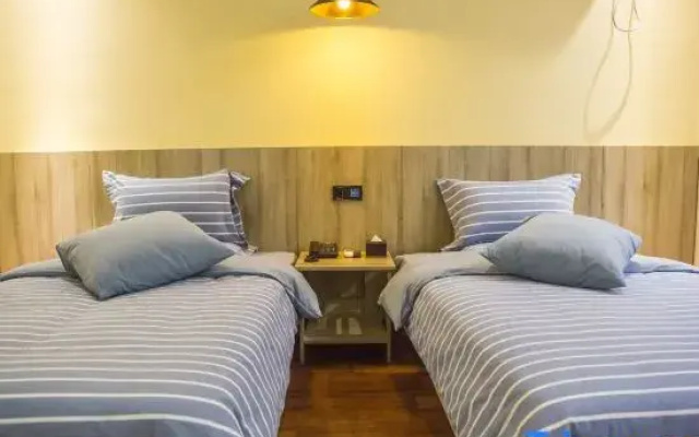 Hetianyue Business Hotel (Taiyuan Jinyang Street)