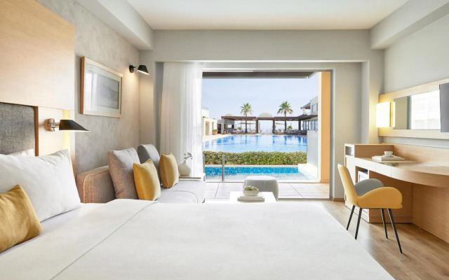 Minoa Palace Resort