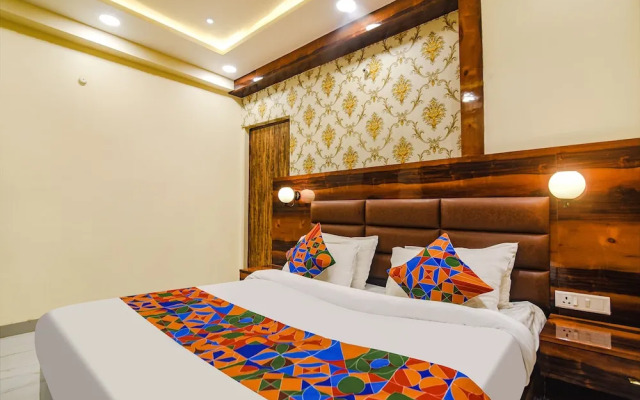 FabHotel Icon