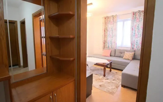 Stunning Sea View 1-bed Apartment in Sarande