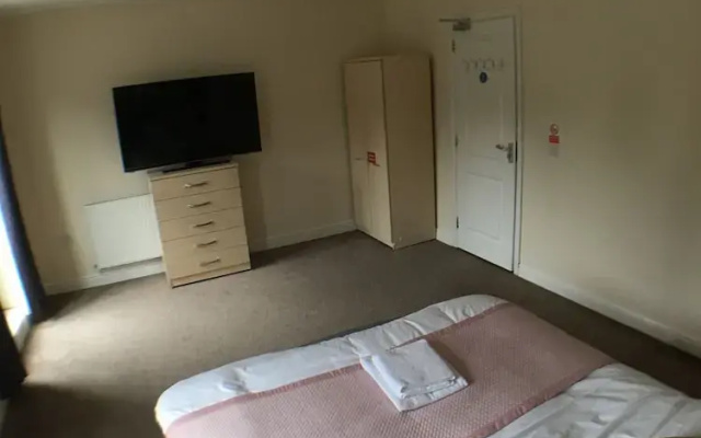 Blackberry House - Sleeps 6 with Parking and Netflix TV