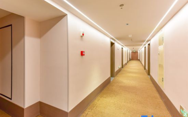 HanTing Hotel (Xining Shengli Road People's Park)