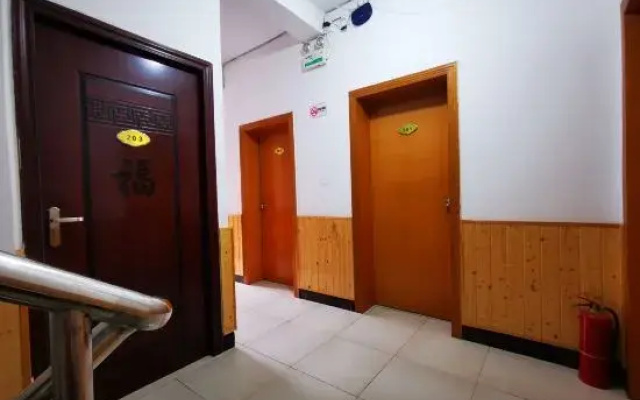 Yunxiu Inn