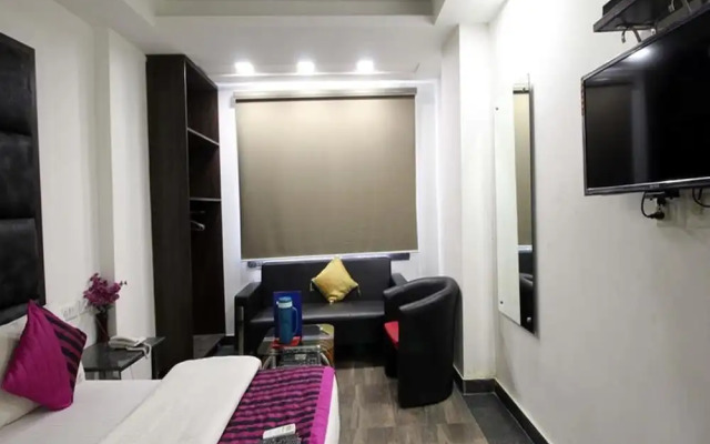 Hotel Saya @ New Delhi Railway Station