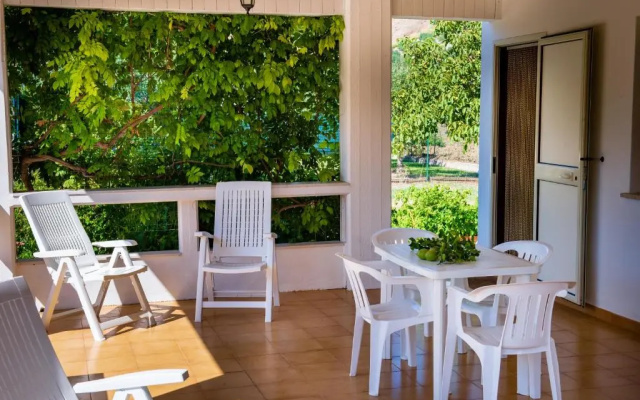 VILLA con giardino a 5 min dal mare
