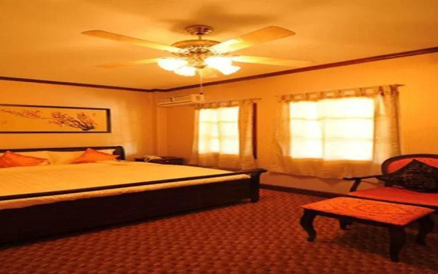 Lao Home Hotel