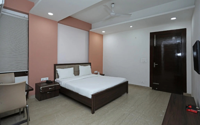 OYO 72327 Fauji Home Stay