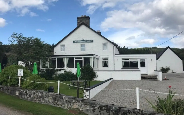 Achness Hotel