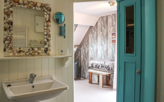 Amazing Home in Bruinisse With 2 Bedrooms, Sauna and Wifi