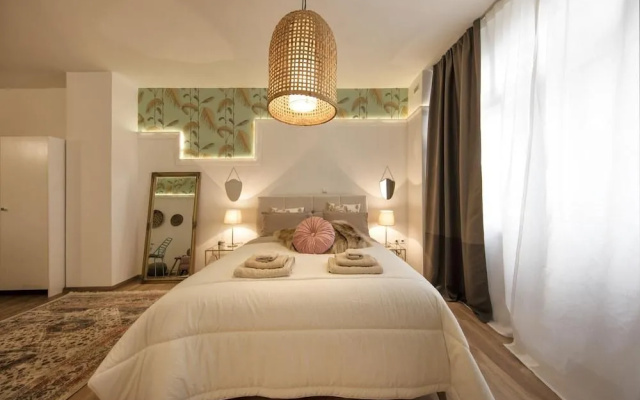 Exquisite apartment in the center of Athens