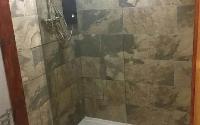 Wren 21-Hot Tub-Woodland Lodges-Tenby-Camarthenshire
