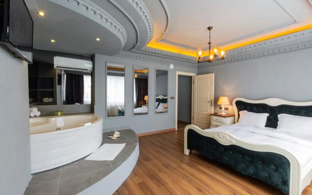 Real King Residence