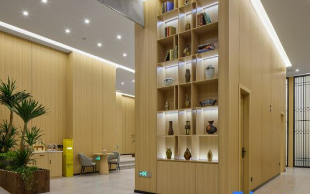 ALL IN Hotel (Yongning Park Wuyue Shopping)