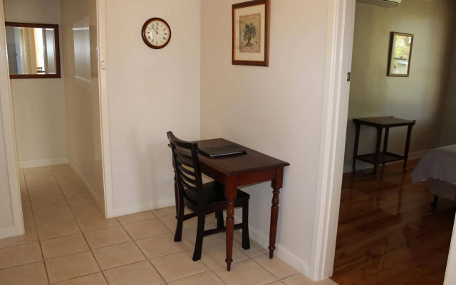 Warwick Apartment