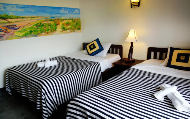 Uncle Sam Villa