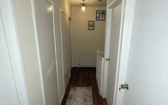 3 Bedrooms - 6 Guests - Parking - Fireplace - Bbq
