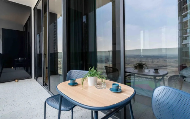 Modern Studio w Balcony in Business Bay