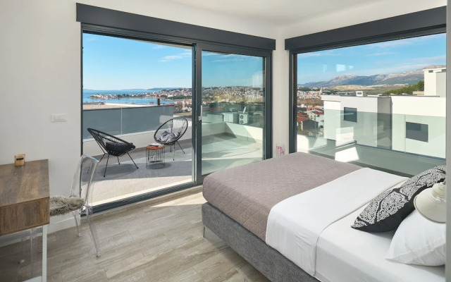 Luxury Villa Natali With Pool,terrace and sea View