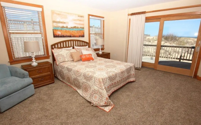 Beauty & The Beach - 5 Br Home