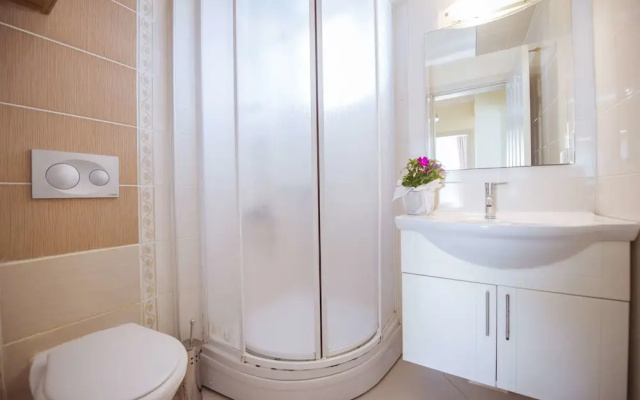 Infinity Ege Apartments