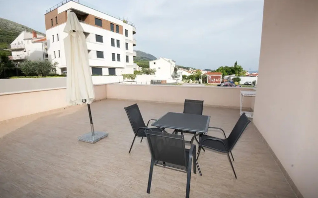 San Marian Apt 1a