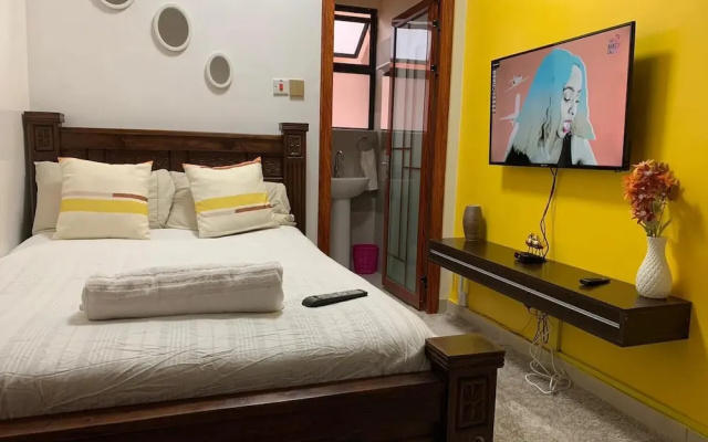 Lux Suites Kileleshwa Studio Apartments