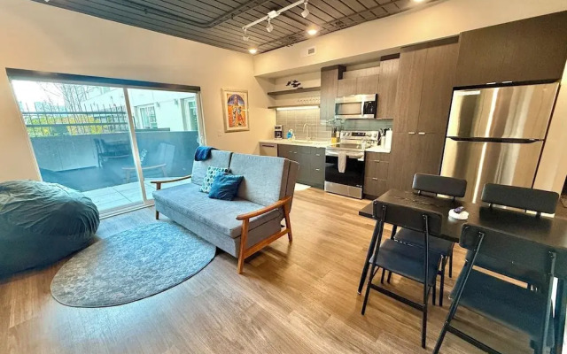Luxury Central City Escape