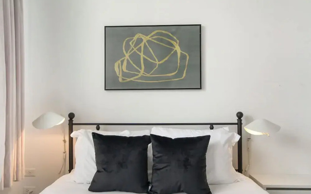 Bright Studio - Del Prado 706