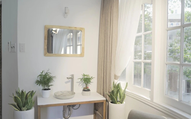 HoLo Ben Thanh Saigon - Serviced HomeStay