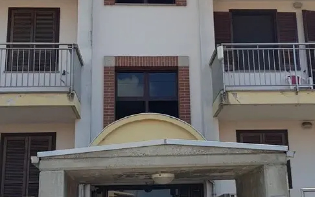 V12 Apartments - Trecate