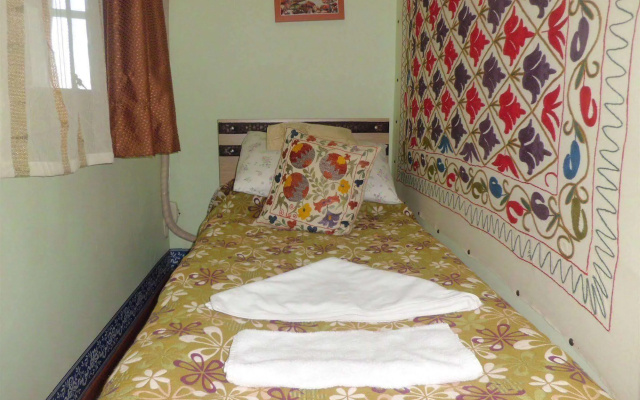Chora Guesthouse