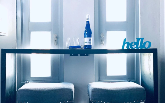 Modern Suite #1 Pasavento