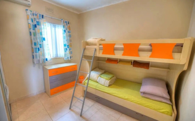 Spacious Apartment With Pool in Misrah Simar Qala