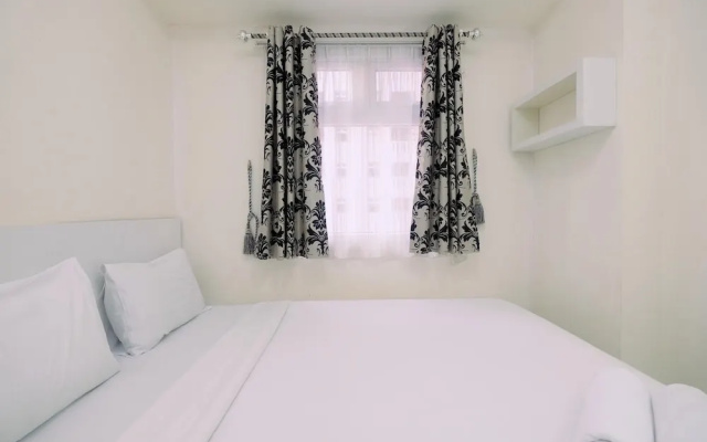 Relaxing 2BR at Green Pramuka Apartment