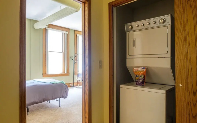 FRONTDESK 2063 East 4th Street Apts Downtown Cleveland
