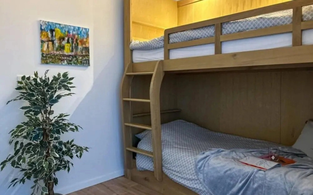 Helle Ferienwohnung in Zueschen