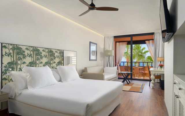 Отель H10 Costa Adeje Palace
