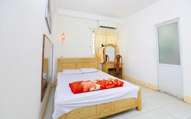 Tay Do Hotel by OYO Rooms