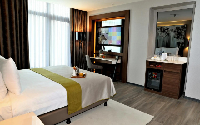 Limak Skopje Luxury Hotel